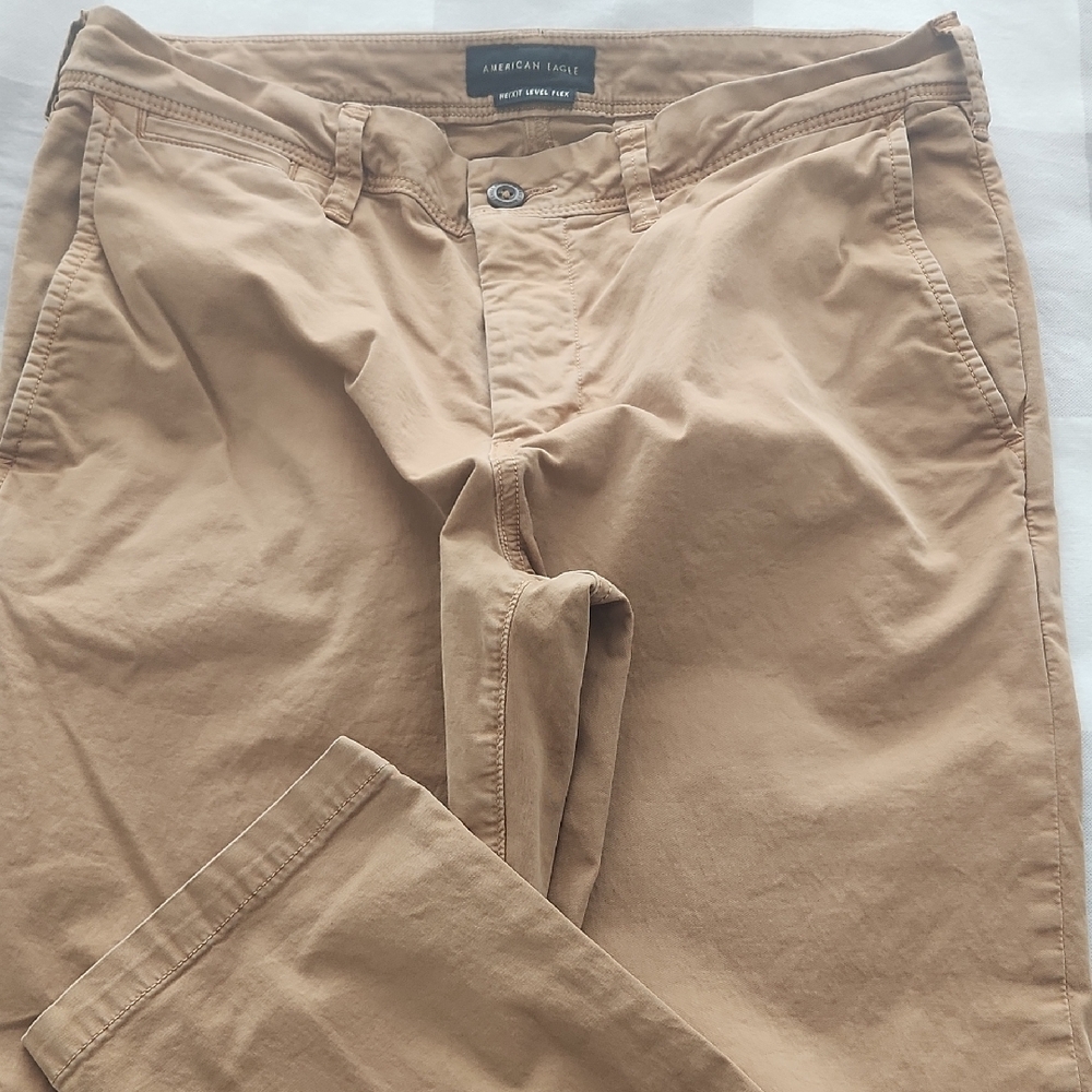 American Eagle Outfitters Tan Chinos Extreme Slim Fit 32x32